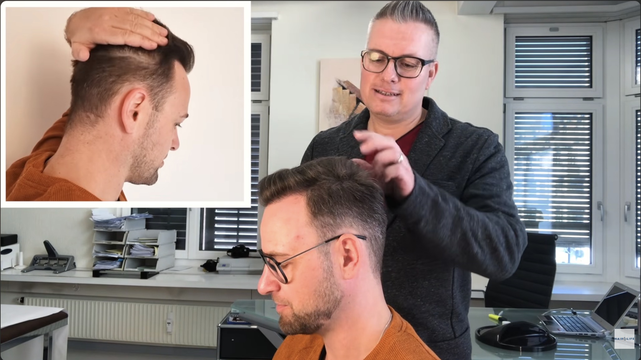Andreas Krämer – persönliche Beratung zur Haartransplantation Andreas Krämer von Hairforlife.ch bei der persönlichen Beratung eines Patienten